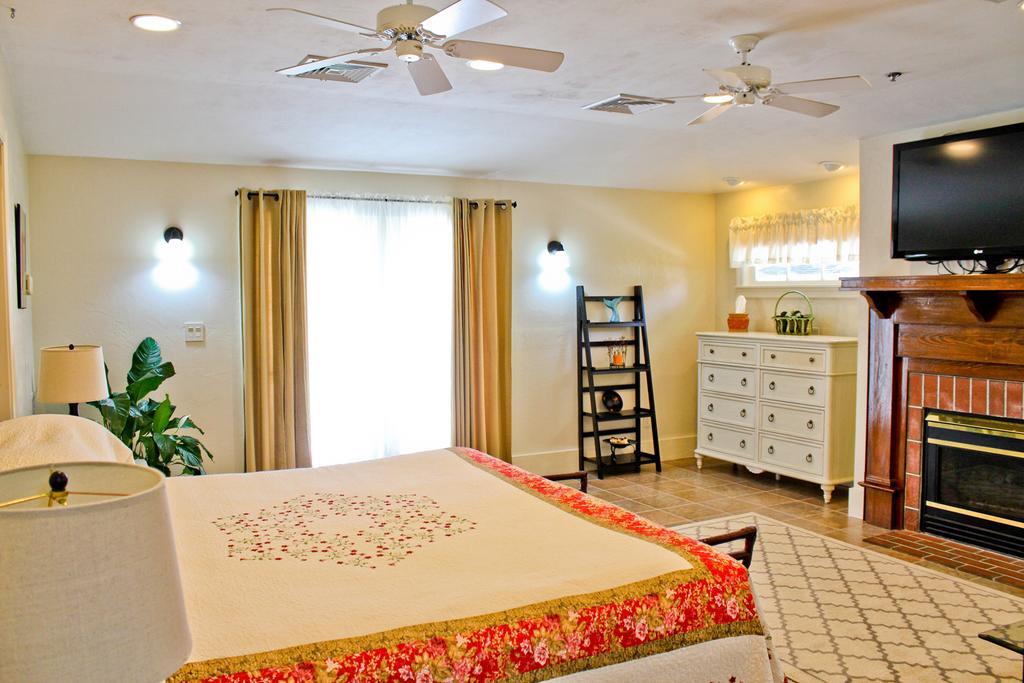 Night Swan Intracoastal Bed & Breakfast New Smyrna Beach Exterior foto